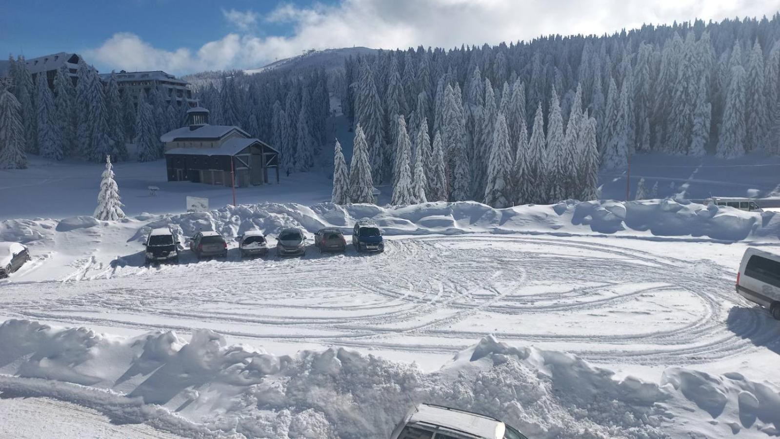 Sunny Mountain Apartments - Kopaonik, Serbia, Hotel Suncana Planina Exterior foto
